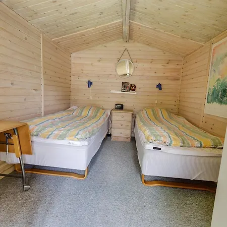 펜션 Three-bedroom Holiday In *