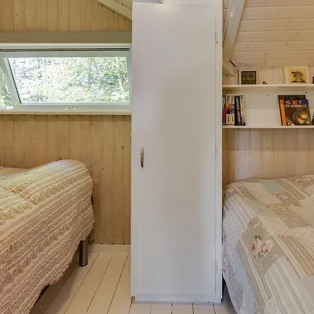 펜션 Three-bedroom Holiday In *